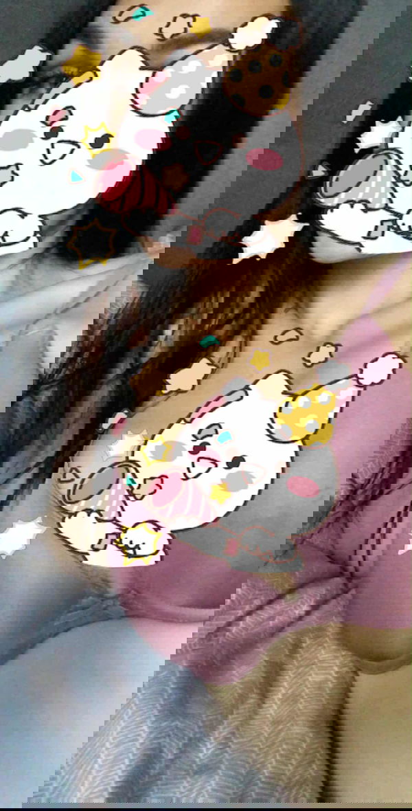 adrisaqueen938, 19 years old from Greece