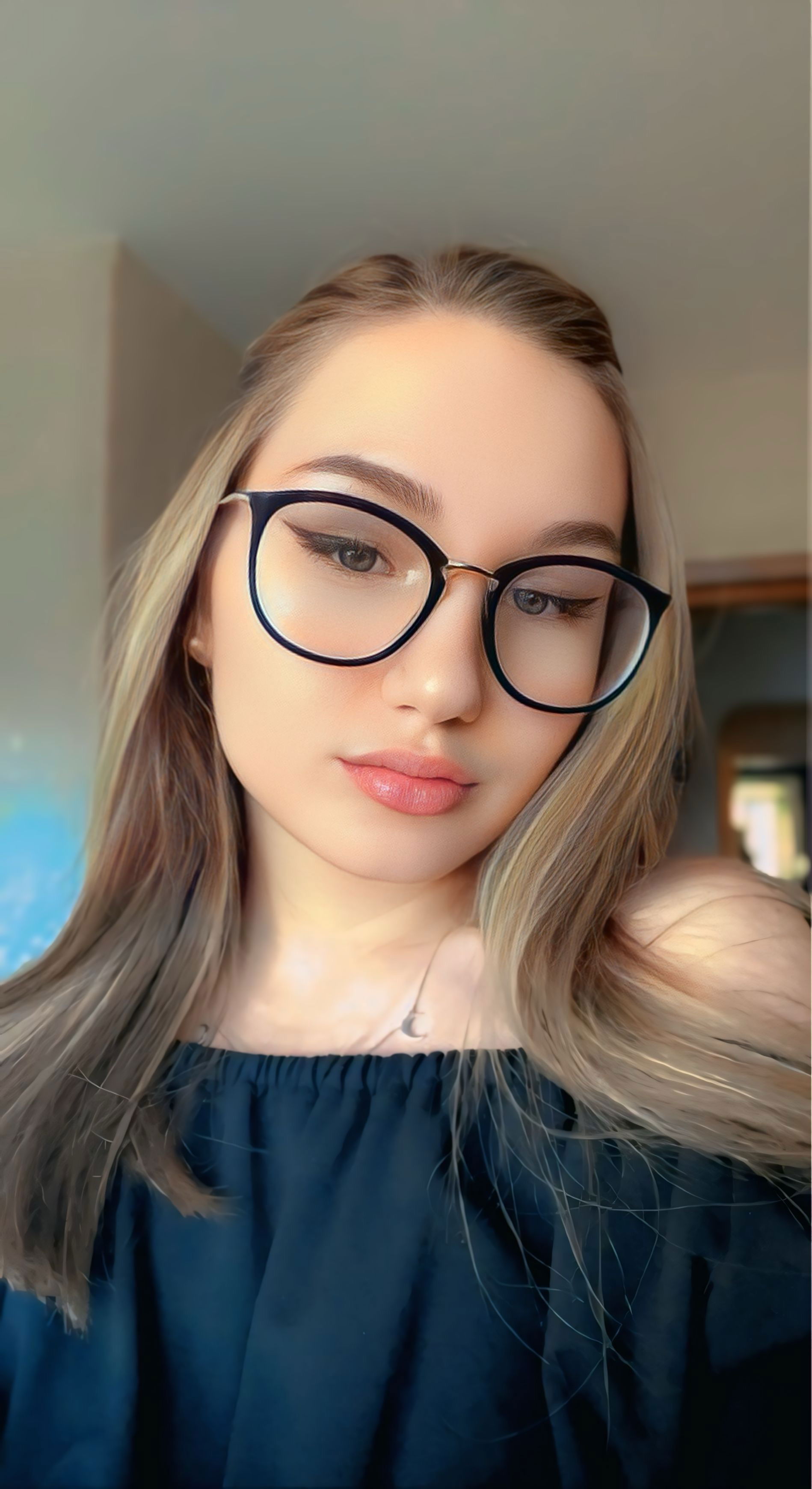 Alinababy13213, 21 years old from United States