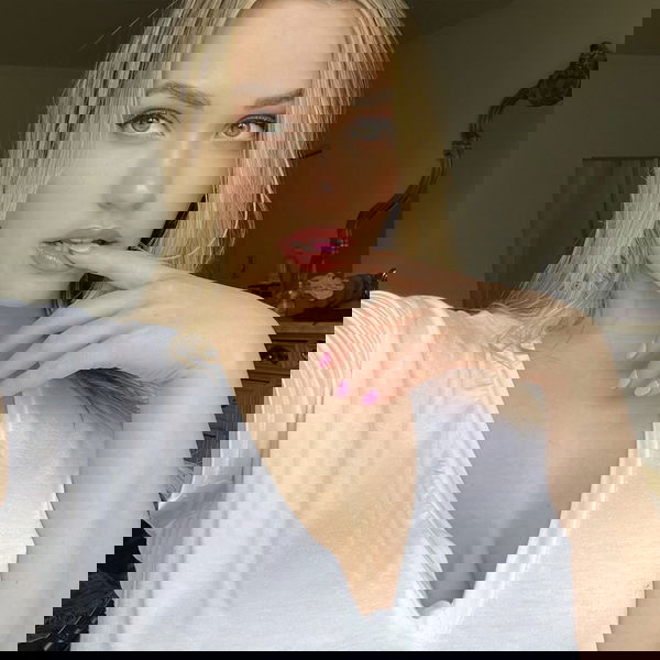 asiksa22, 22 years old from Norway