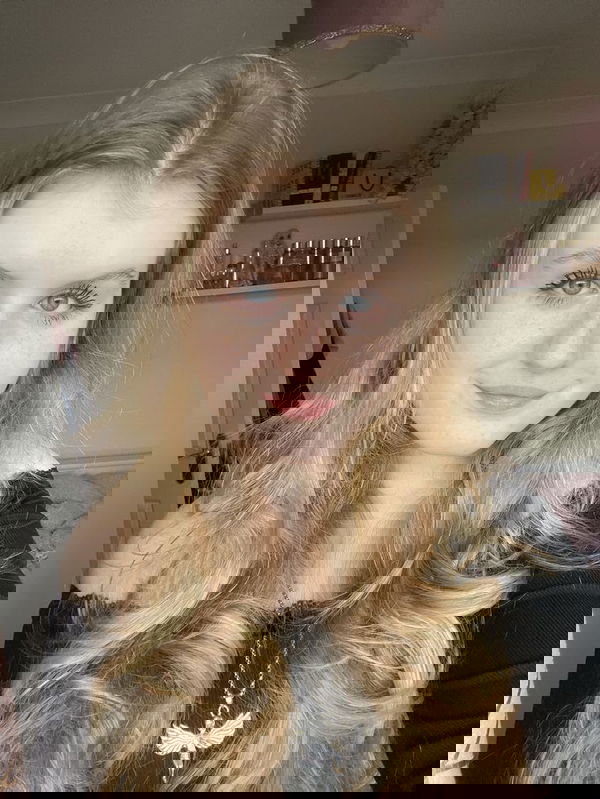 Hattie785, 19 years old from United Kingdom