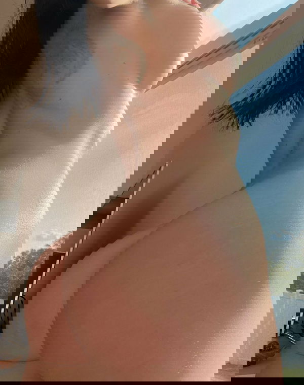 alinaa2547, 21 years old from United States