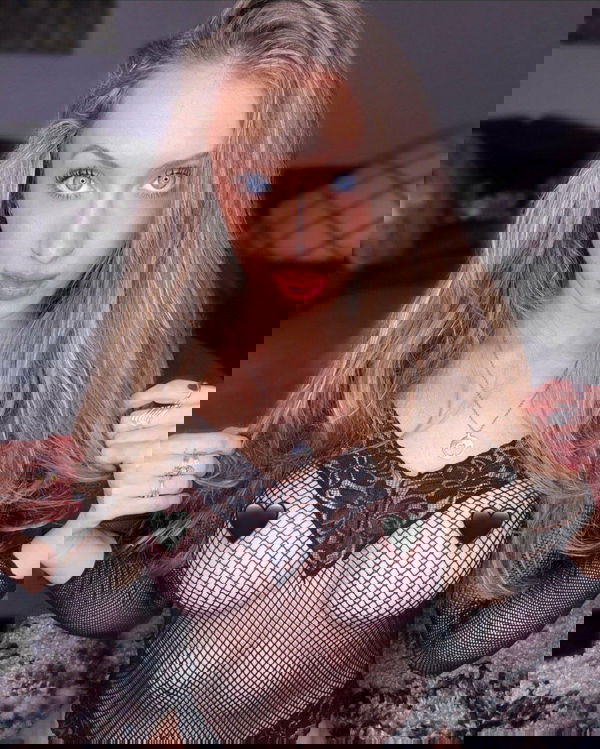 bia_109, 21 years old from United Kingdom