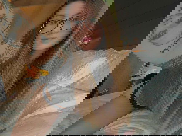 xzvfmxh, 25 years old from Germany