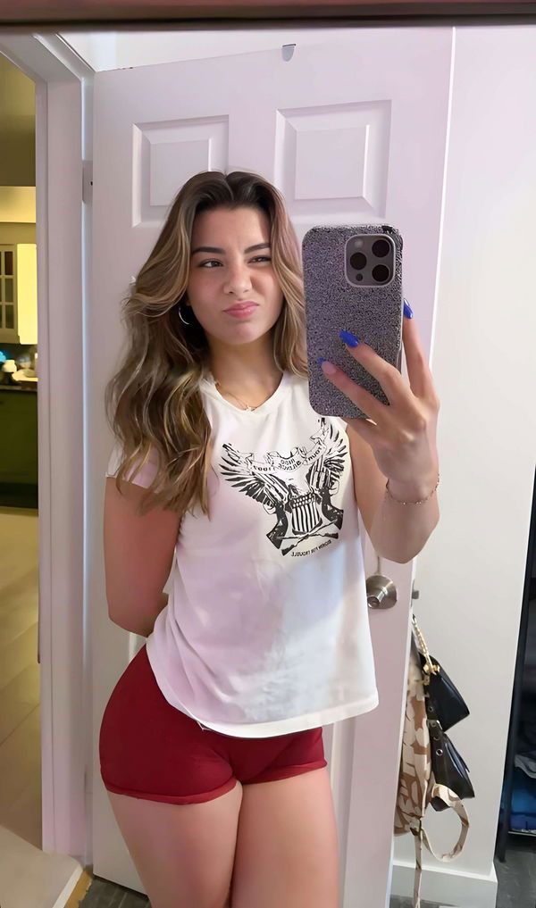 cibixit553, 23 years old from United States