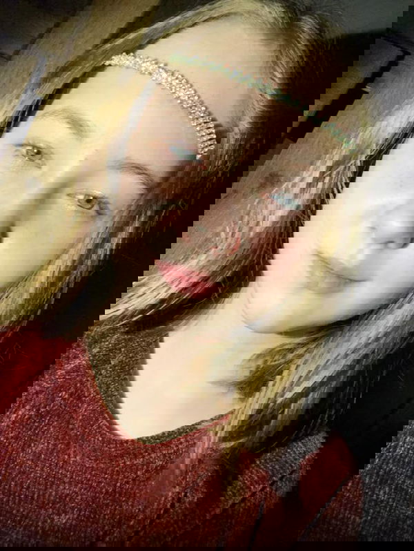 Noelle22214, 22 years old from Belgium