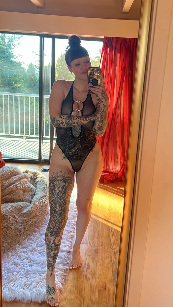 tanimik402, 24 years old from United States