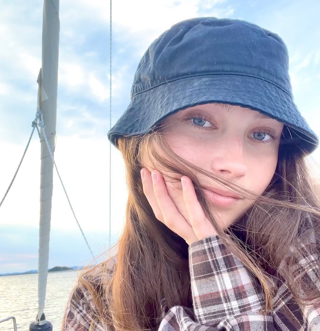 339_230_4858's Profile Photo