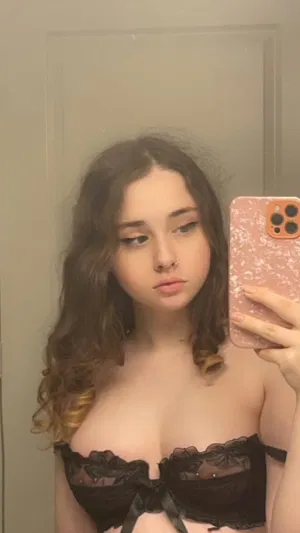 lenina35's Profile Photo