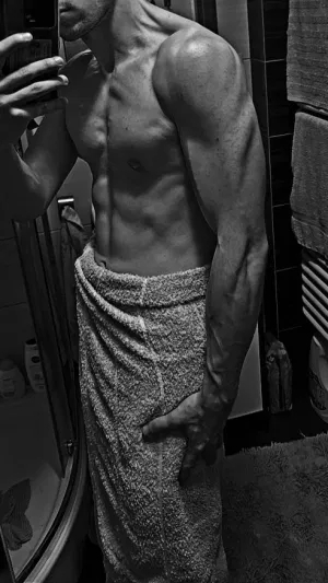 Wik, 25 years old from Germany