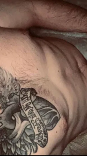 D_Maxxx, 23 years old from United States