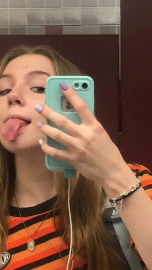 Tg__-mrya199's Profile Photo