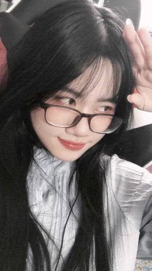 Thaovy1809, 21 years old from Vietnam