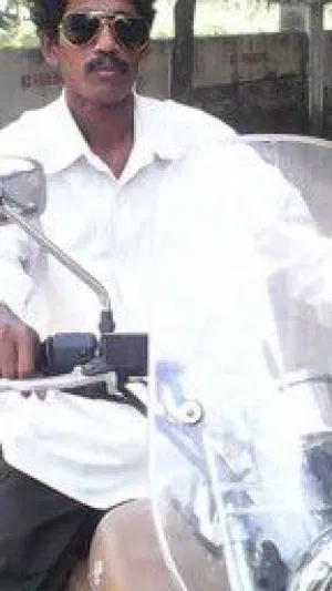 Jonny, 35 years old from India