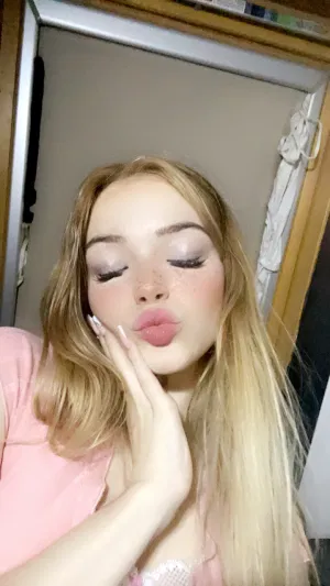 lisakrz, 18 years old from United States