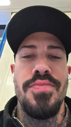 Carlos, 30 years old from United States