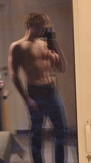 Luminous006's Profile Photo