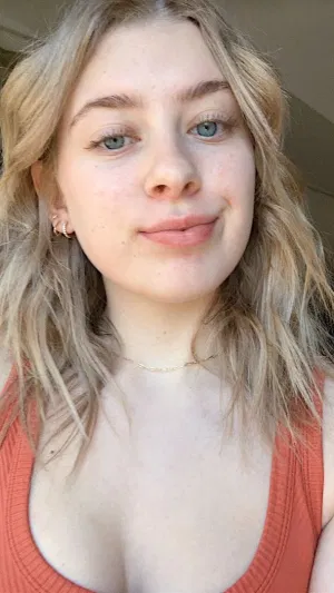 Melina, 25 years old from Germany