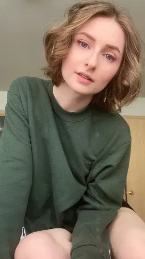 queen837, 19 years old from United States