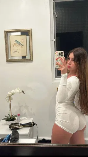 Badgurleaz, 26 years old from United States