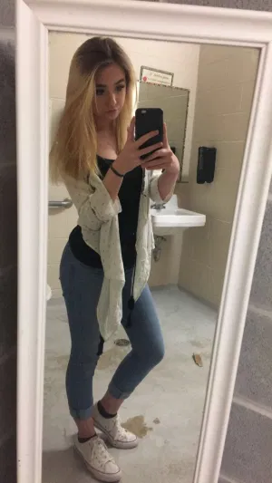 jesminbaby788, 19 years old from United States