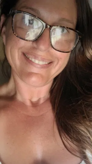 Ava99, 28 years old from United States