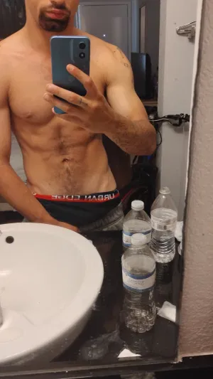 Cdl400, 26 years old from United States