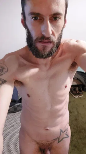 SexySkinnyMan34, 34 years old from United Kingdom
