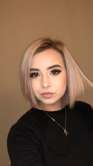 cutegirl129, 19 years old from Norway