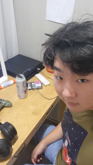 Chronicweeb, 20 years old from Korea South