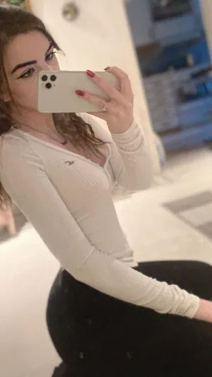 Rosa4353's Profile Photo