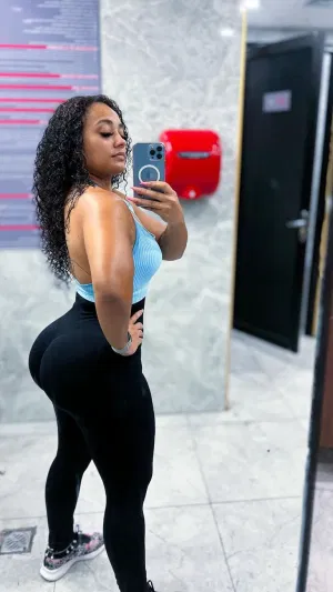 Angelique's Profile Photo