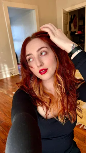 Queenxoxo21, 21 years old from United Kingdom