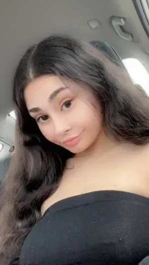 mommy728, 19 years old from France