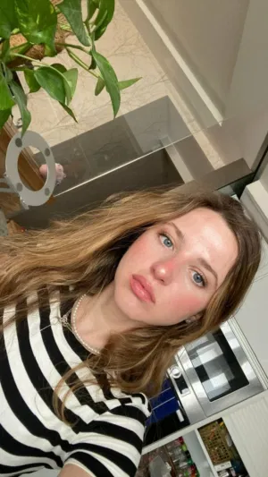 Jeniya, 20 years old from United States