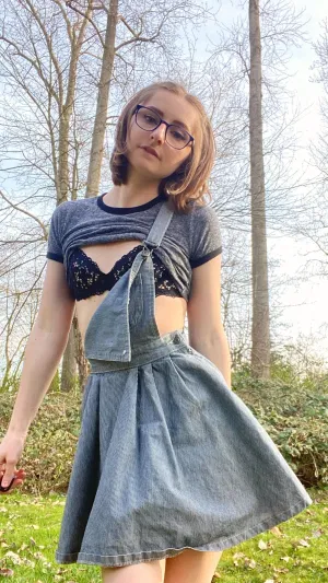 Alin11a, 20 years old from United States
