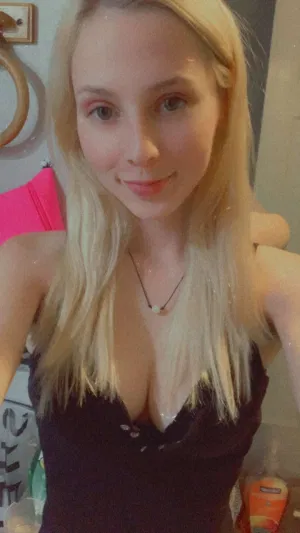 kelly104050, 23 years old from United States