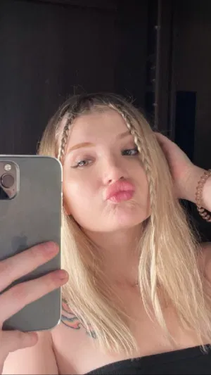 Sansa231, 27 years old from United States