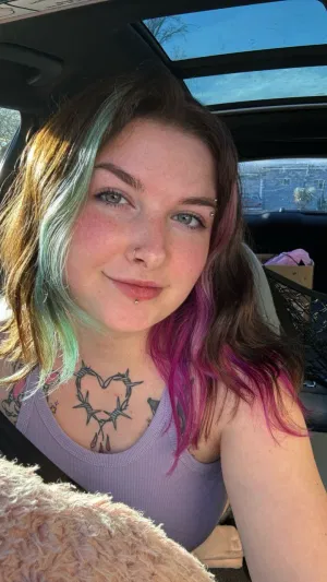 mejega3297, 18 years old from United States