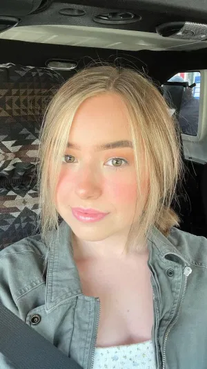 comexx828, 19 years old from United States