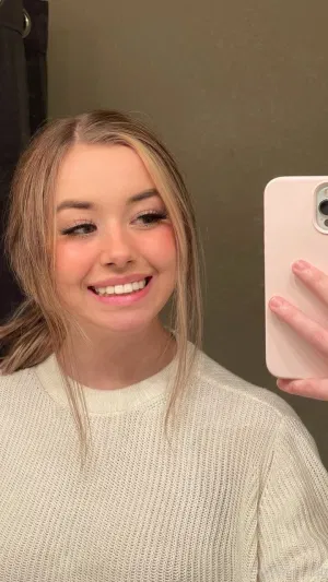 Katharina43, 21 years old from Germany