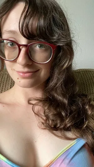 Sarajh876, 20 years old from United States