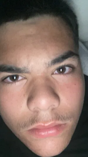 KaiHenry, 18 years old from Australia