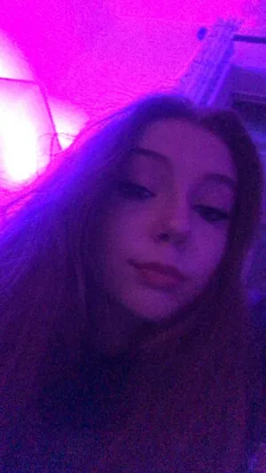 kenishalove1345, 18 years old from United States