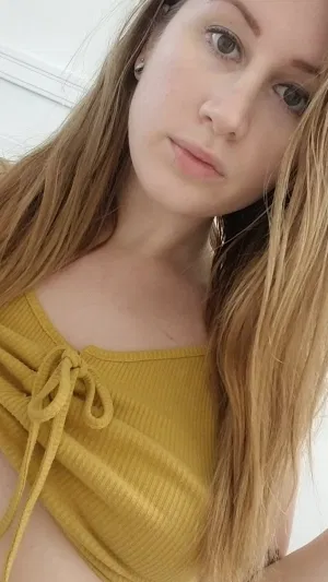 Joanhawkins, 21 years old from United States