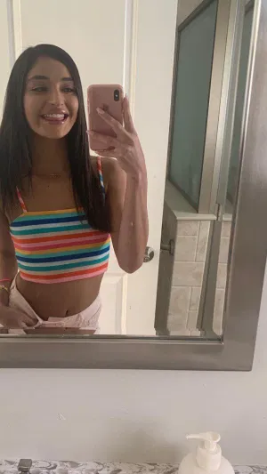 Heliyaa, 21 years old from Canada