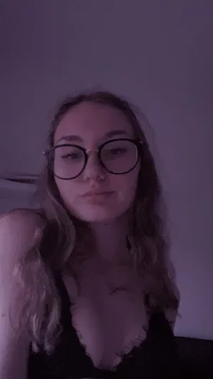 Sexyhgf544, 20 years old from Germany