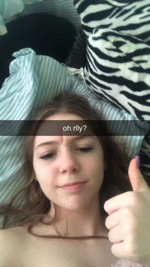 Cumgirl435, 19 years old from United States