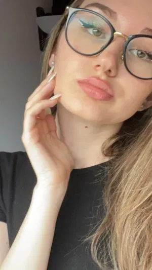 Alicaahha1661uu, 20 years old from United States