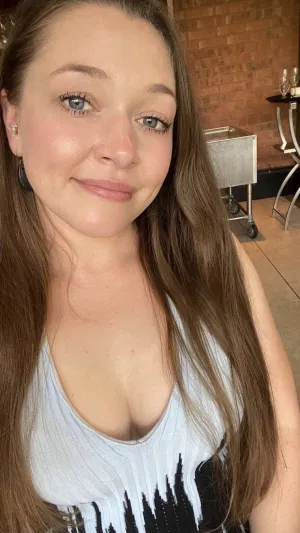 B_Jessy, 27 years old from Canada