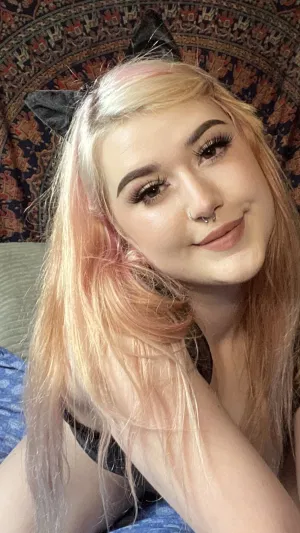Emilyasweets, 20 years old from United States
